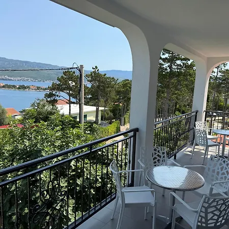 Janja Apartman *
