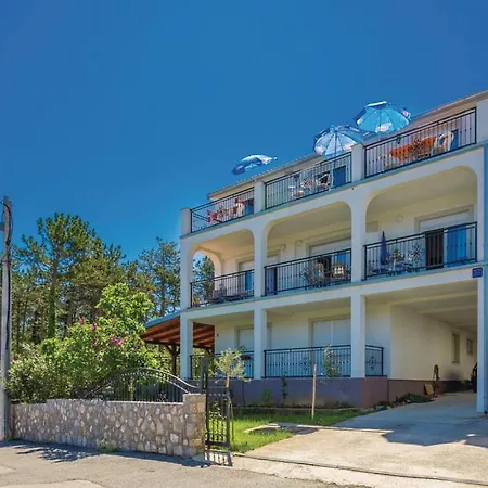 Janja Apartment *