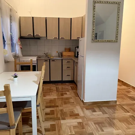 Janja Apartament *